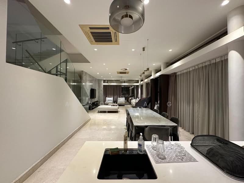 Rumah Berkembar untuk Dijual di Petaling Jaya (Selangor) - Aaron Tang - Living Room - PropertyGuru.com.my
