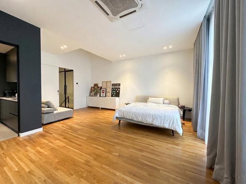 Semi-Detached House for Sale in Petaling Jaya (Selangor) - Aaron Tang - Bedroom - PropertyGuru.com.my