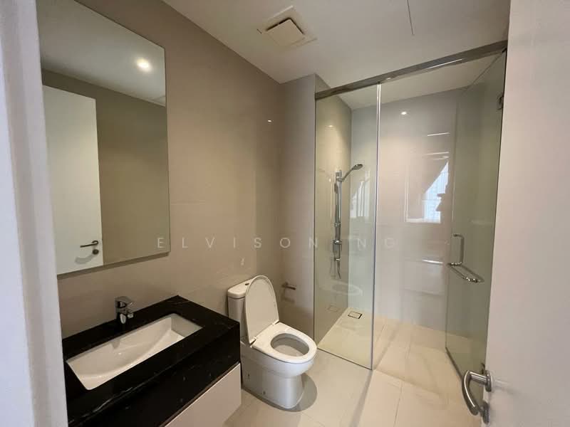 Kediaman Servis untuk Disewa di Pavilion Ceylon Hill - Elvison Ng - Bathroom - PropertyGuru.com.my