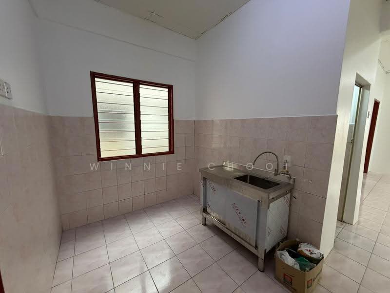 Shop / Office for Rent in Bandar Kajang (Kajang) - Winnie Chooi - Kitchen - PropertyGuru.com.my