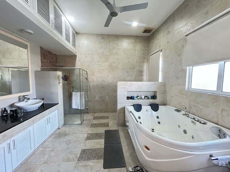 Bungalow House untuk Dijual di Subang Heights (Subang Jaya) - Lai YK - Bathroom - PropertyGuru.com.my