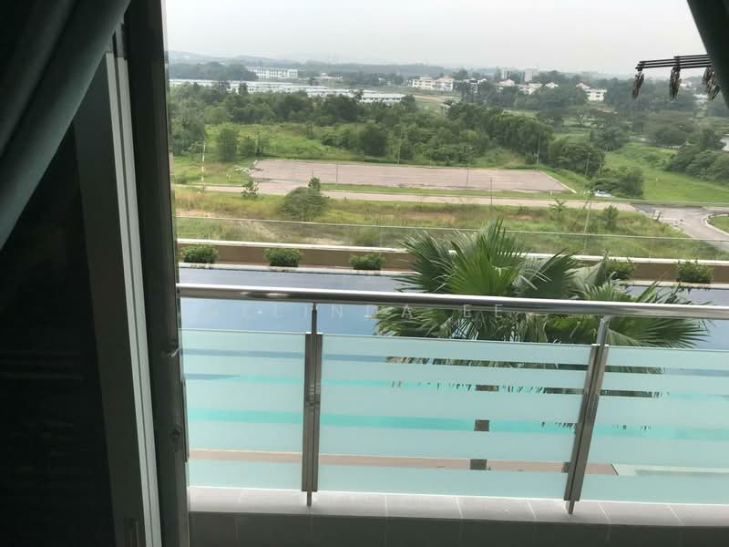 Kediaman Servis untuk Disewa di D'Putra Suites - Melinda Ee - Balcony - PropertyGuru.com.my