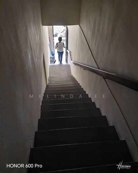 Shop / Office for Rent in Taman Rinting (Masai) - Melinda Ee - Corridor - PropertyGuru.com.my