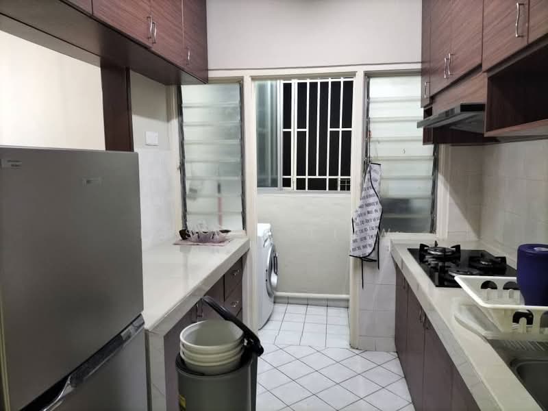 Kondominium untuk Dijual di Green Avenue Condominium - Issaac Liew - Kitchen - PropertyGuru.com.my