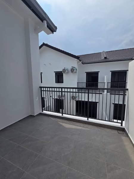 2-storey Terraced House for Sale in Taman Ekoflora (Johor Bahru) - John Sia - Balcony - PropertyGuru.com.my