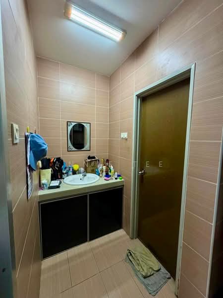 2-storey Terraced House for Sale in Taman Bestari Indah (Ulu Tiram) - Annie Tee - PropertyGuru.com.my