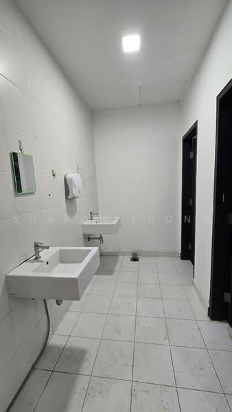 Shop for Rent in Eco Majestic (Semenyih) - Sharon Khong - Bathroom - PropertyGuru.com.my