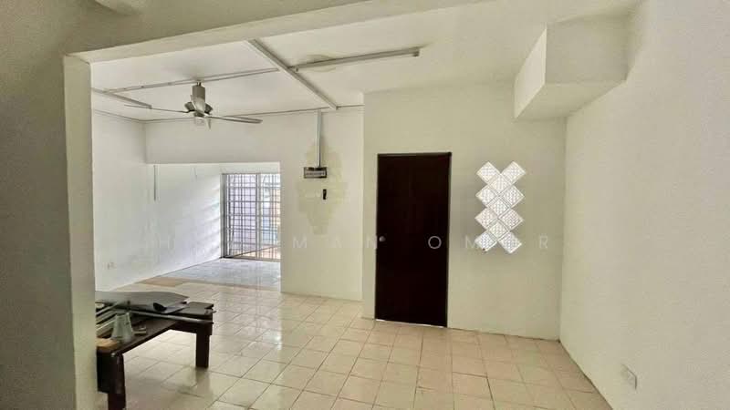 Rumah Teres 2-Tingkat untuk Dijual di Taman Lestari Putra (Seri Kembangan) - Hazeman Omar - Interior - PropertyGuru.com.my