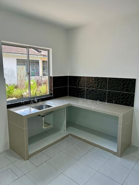 Rumah Teres 1-Tingkat untuk Dijual di Taman Sidam Kiri (Sungai Petani) - Hasrul Rosli - Kitchen - PropertyGuru.com.my