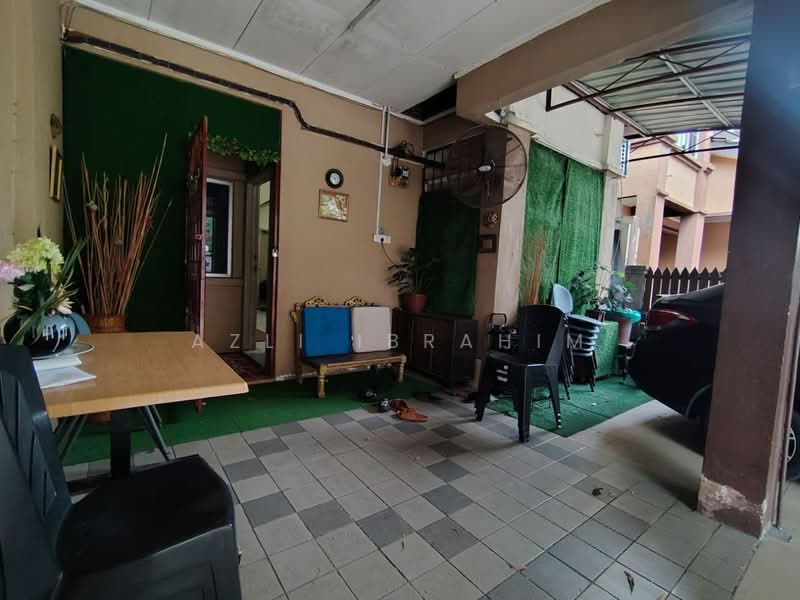 2-storey Terraced House for Sale in Bandar Tun Hussein Onn (Cheras) - Azli Ibrahim - Exterior - PropertyGuru.com.my