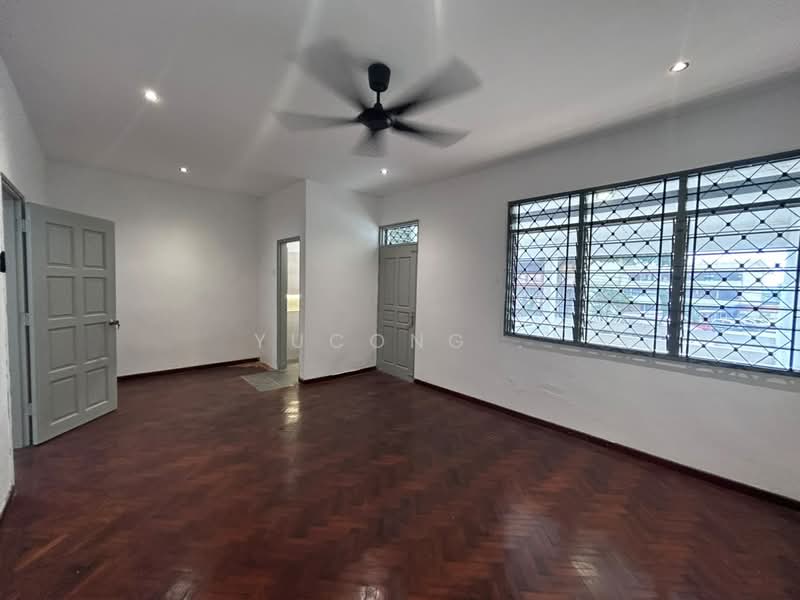 2-storey Terraced House for Sale in Perling (Skudai) - Yucong . - Living Room - PropertyGuru.com.my