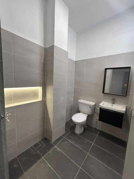 2-storey Terraced House for Sale in Perling (Skudai) - Yucong . - Bathroom - PropertyGuru.com.my