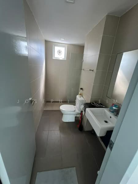 Condominium for Rent at Tropicana Bay Residences - Josephine Lim - Bathroom - PropertyGuru.com.my