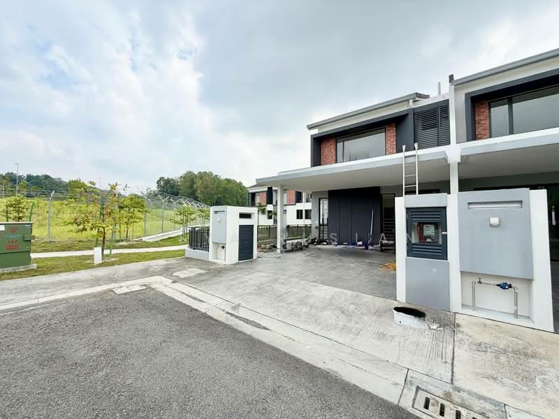 2-storey Terraced House for Sale in Elmina (Shah Alam) - Tasya Ruslan - PropertyGuru.com.my