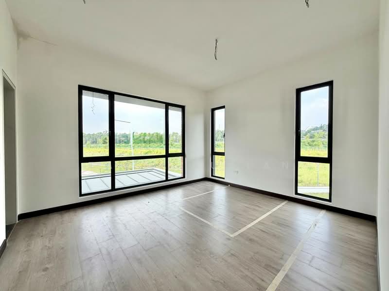 2-storey Terraced House for Sale in Elmina (Shah Alam) - Tasya Ruslan - PropertyGuru.com.my