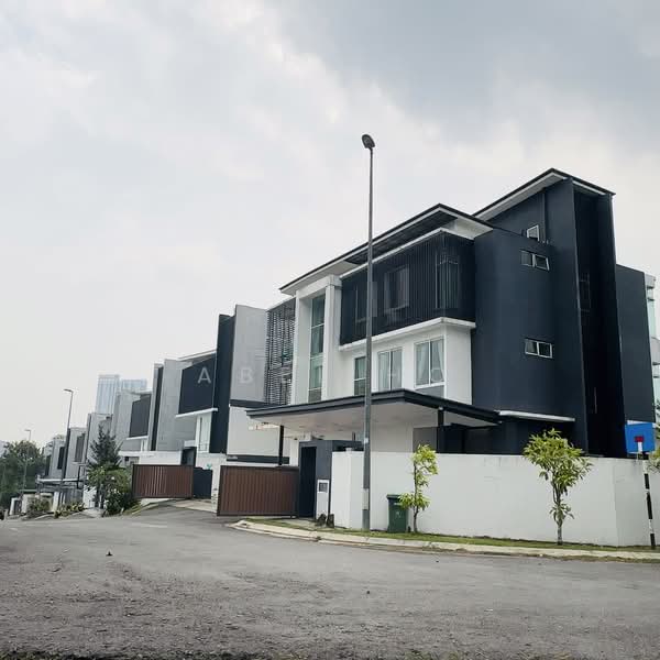 Bungalow House for Rent in Taman Desa Ros (Kajang) - Abel Ho - PropertyGuru.com.my