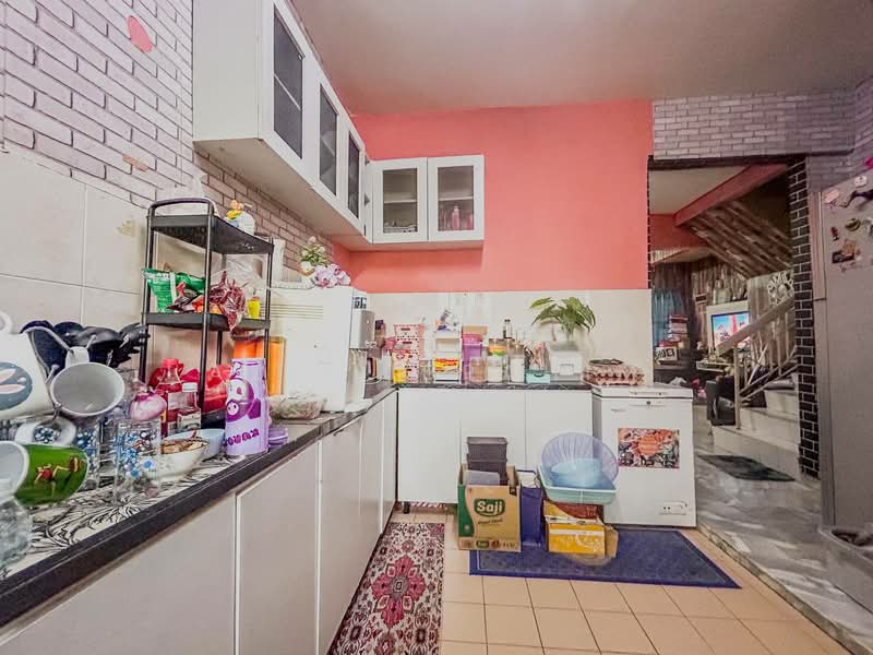 Rumah Teres 2-Tingkat untuk Dijual di Taman Desa Mewah (Semenyih) - Azli Ibrahim - Kitchen - PropertyGuru.com.my