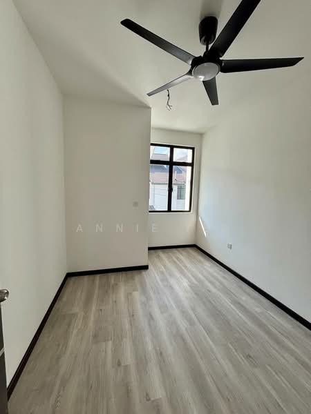 Rumah Teres 2-Tingkat untuk Dijual di Bandar Tiram (Ulu Tiram) - Annie Tee - PropertyGuru.com.my