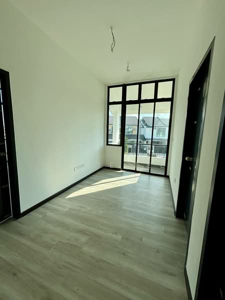 Rumah Teres 2-Tingkat untuk Dijual di Bandar Tiram (Ulu Tiram) - Annie Tee - PropertyGuru.com.my