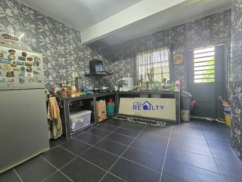 2-storey Terraced House for Sale in Taman Jati (Kulim) - Hasrul Rosli - Kitchen - PropertyGuru.com.my