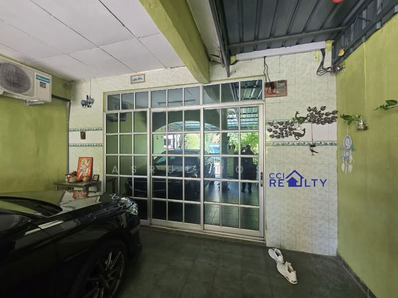 2-storey Terraced House for Sale in Taman Jati (Kulim) - Hasrul Rosli - Entrance - PropertyGuru.com.my