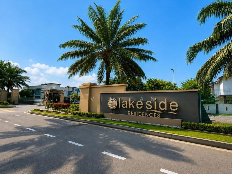 Rumah Teres 2-Tingkat untuk Dijual di Lakeside Residences (Puchong) - Kevin Tan - Exterior - PropertyGuru.com.my