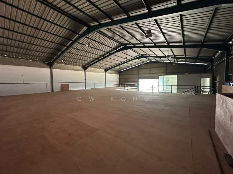Factory for Rent in Kampung Baru Sungai Buloh (Sungai Buloh) - CW Kong - Interior - PropertyGuru.com.my