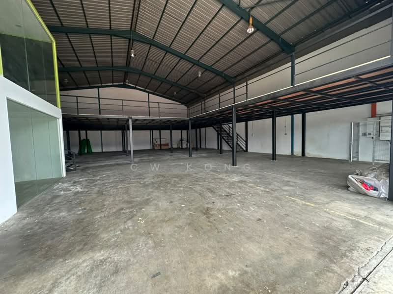 Factory for Rent in Kampung Baru Sungai Buloh (Sungai Buloh) - CW Kong - Interior - PropertyGuru.com.my