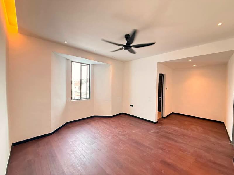 2-storey Terraced House for Sale in Taman Timur (Skudai) - Melinda Ee - Living Room - PropertyGuru.com.my