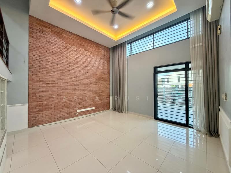 2.5-storey Terraced House for Sale in TTDI Grove (Kajang) - Tasya Ruslan - PropertyGuru.com.my