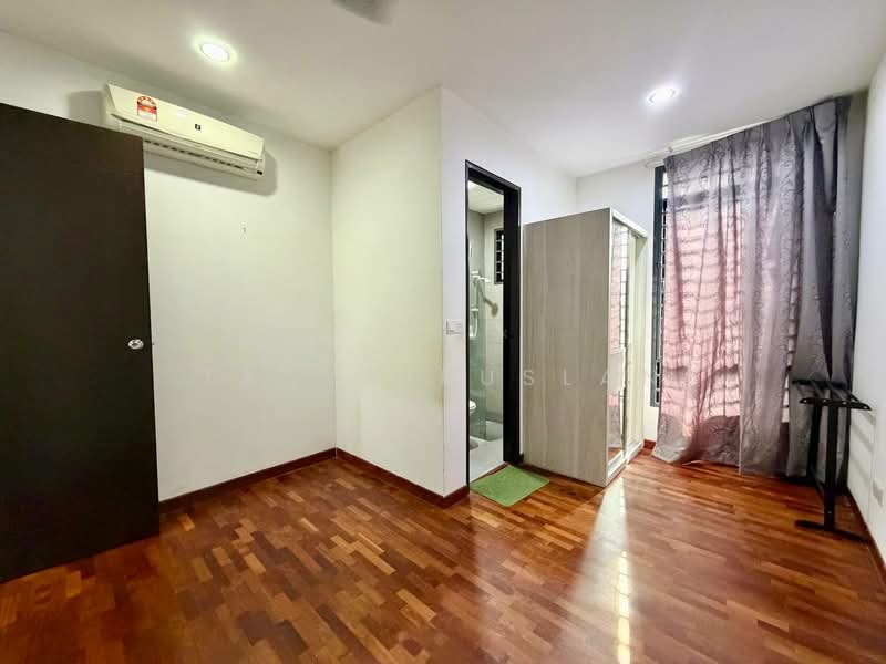 2.5-storey Terraced House for Sale in TTDI Grove (Kajang) - Tasya Ruslan - PropertyGuru.com.my