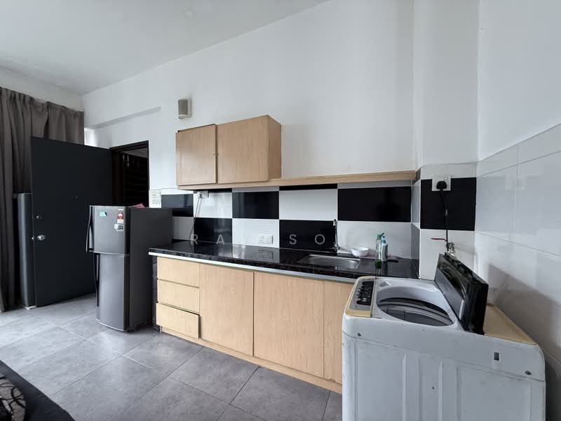 Condominium for Rent at Empire Damansara (Empire SOHO 2) - Ray Soo - Kitchen - PropertyGuru.com.my