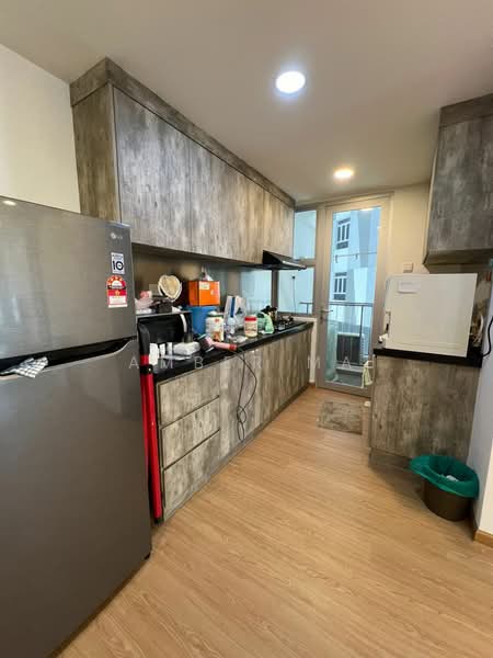 Pangsapuri untuk Dijual di Midas - Amber Ma - Kitchen - PropertyGuru.com.my