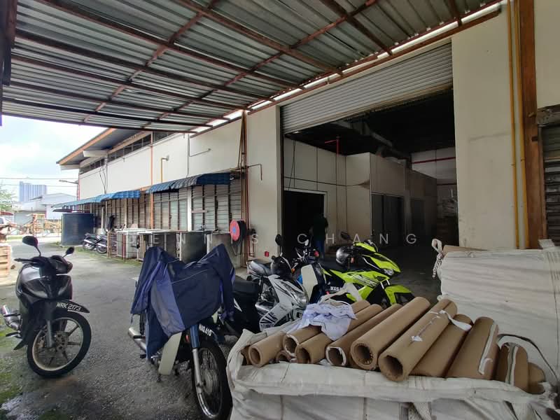 Kilang Berkembar untuk Dijual di Taman Perindustrian Kinrara (Bandar Kinrara) - Dennis Chang - Exterior - PropertyGuru.com.my