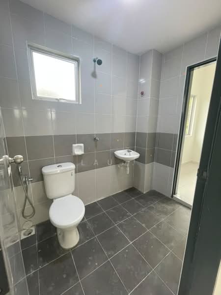 2-storey Terraced House for Rent in Kulim (Kedah) - LAU . - Bathroom - PropertyGuru.com.my