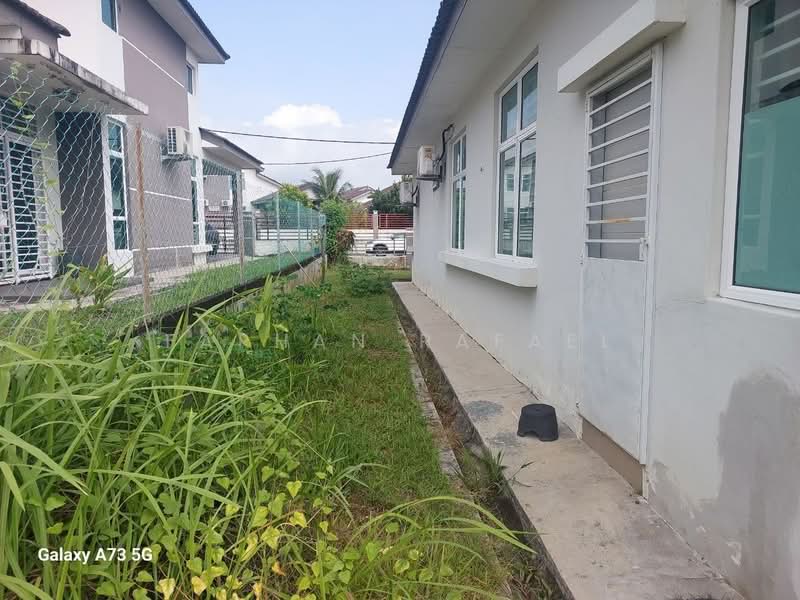 Bungalow House for Sale in Taman Senimas (Kuala Pilah) - Farhan Rafael - Exterior - PropertyGuru.com.my