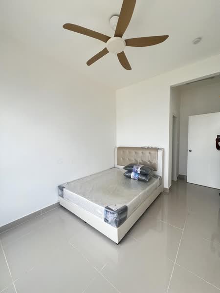 Kediaman Servis untuk Disewa di MKH Boulevard II - Grace Ha - Bedroom - PropertyGuru.com.my