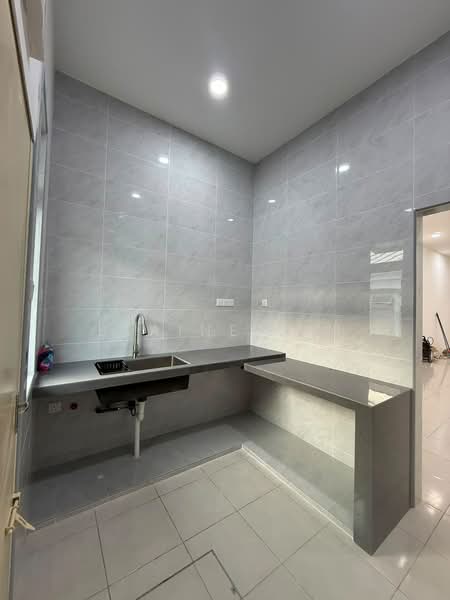 1-storey Terraced House for Rent in Bandar Putra (Kulai) - Elaine Sim - Kitchen - PropertyGuru.com.my