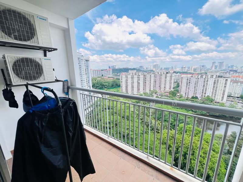Kondominium untuk Dijual di Suasana Lumayan - Azli Ibrahim - Balcony - PropertyGuru.com.my