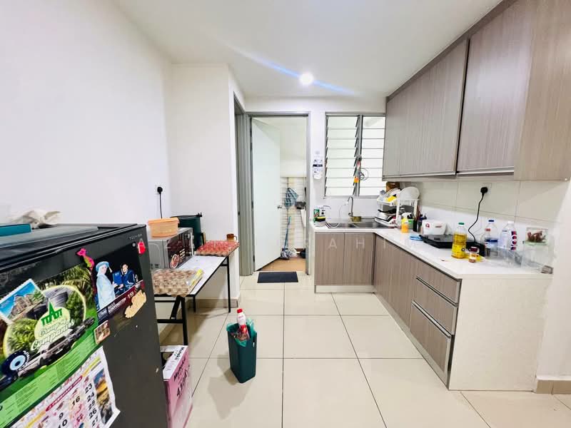Kondominium untuk Dijual di Suasana Lumayan - Azli Ibrahim - Kitchen - PropertyGuru.com.my