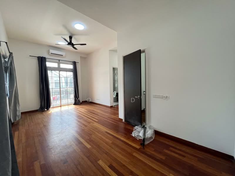 Rumah Kluster untuk Disewa di Taman Ekoflora (Johor Bahru) - Yoland . - Living Room - PropertyGuru.com.my