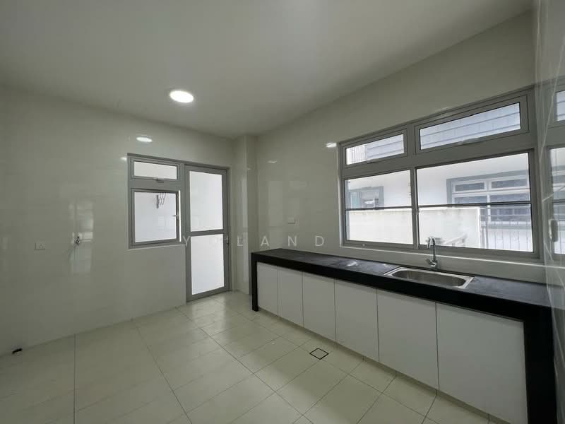 Rumah Kluster untuk Disewa di Taman Ekoflora (Johor Bahru) - Yoland . - Kitchen - PropertyGuru.com.my