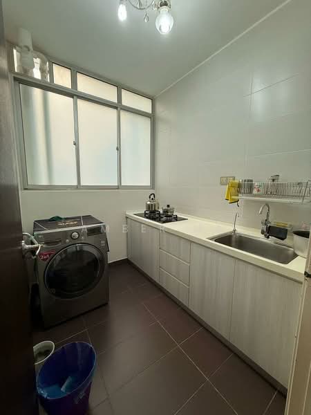 Kediaman Servis untuk Dijual di D'Tasek Residences (Tasek Impian) - Amber Ma - Kitchen - PropertyGuru.com.my