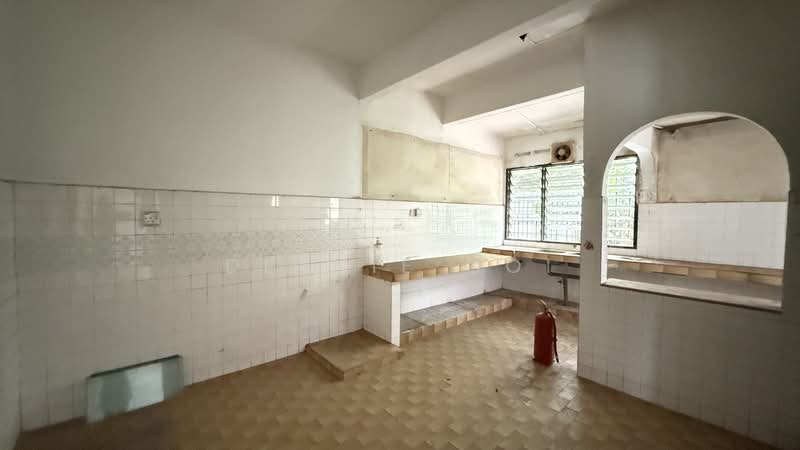 2-storey Terraced House for Sale in Taman Desa (Taman Desa) - Dlynie Ooi - Kitchen - PropertyGuru.com.my