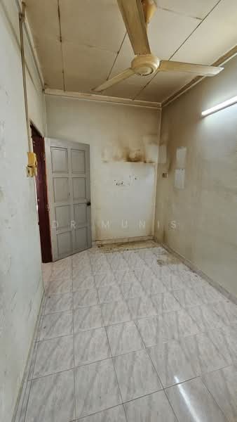 Terraced House for Sale in Bandar Behrang 2020 (Hulu Bernam Timor) - Dr Munis - Interior - PropertyGuru.com.my