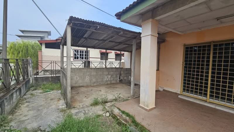 Terraced House for Sale in Bandar Behrang 2020 (Hulu Bernam Timor) - Dr Munis - Exterior - PropertyGuru.com.my