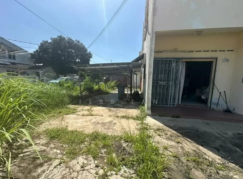 Rumah Teres 2-Tingkat untuk Dijual di Kampung Lapan (Melaka City) - Tess Tan - Exterior - PropertyGuru.com.my