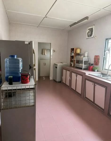 Rumah Teres 2-Tingkat untuk Dijual di Kampung Lapan (Melaka City) - Tess Tan - Kitchen - PropertyGuru.com.my