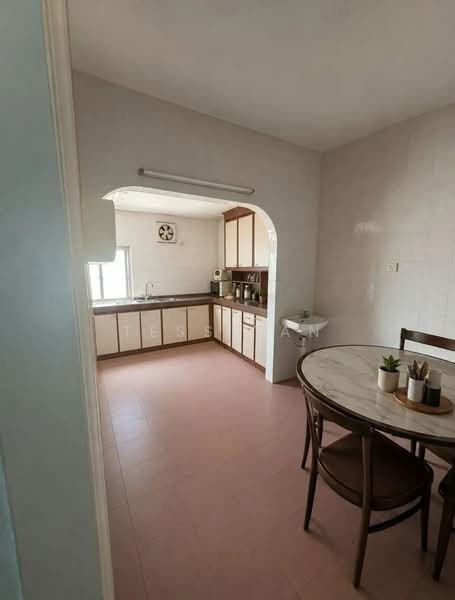 Rumah Teres 2-Tingkat untuk Dijual di Kampung Lapan (Melaka City) - Tess Tan - Kitchen - PropertyGuru.com.my