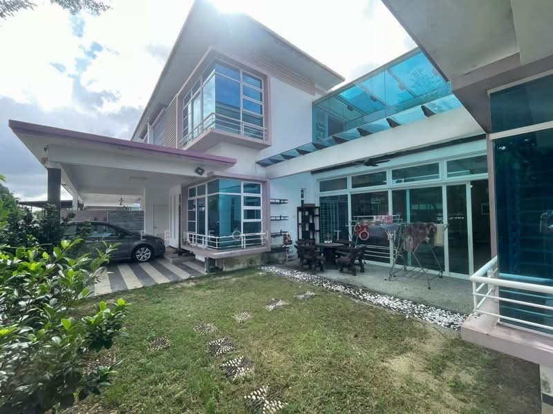 Cluster House for Sale in Bukit Indah (Iskandar Puteri (Nusajaya)) - Ee Fong Toh - Exterior - PropertyGuru.com.my